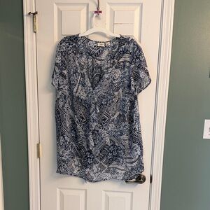 Cato Navy and White Paisley Short Sleeve Blouse